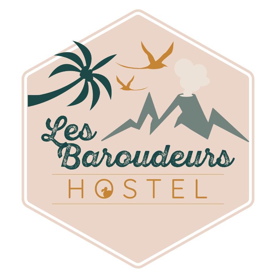 Les Baroudeurs Hostel Saint Pierre Zewnętrze zdjęcie