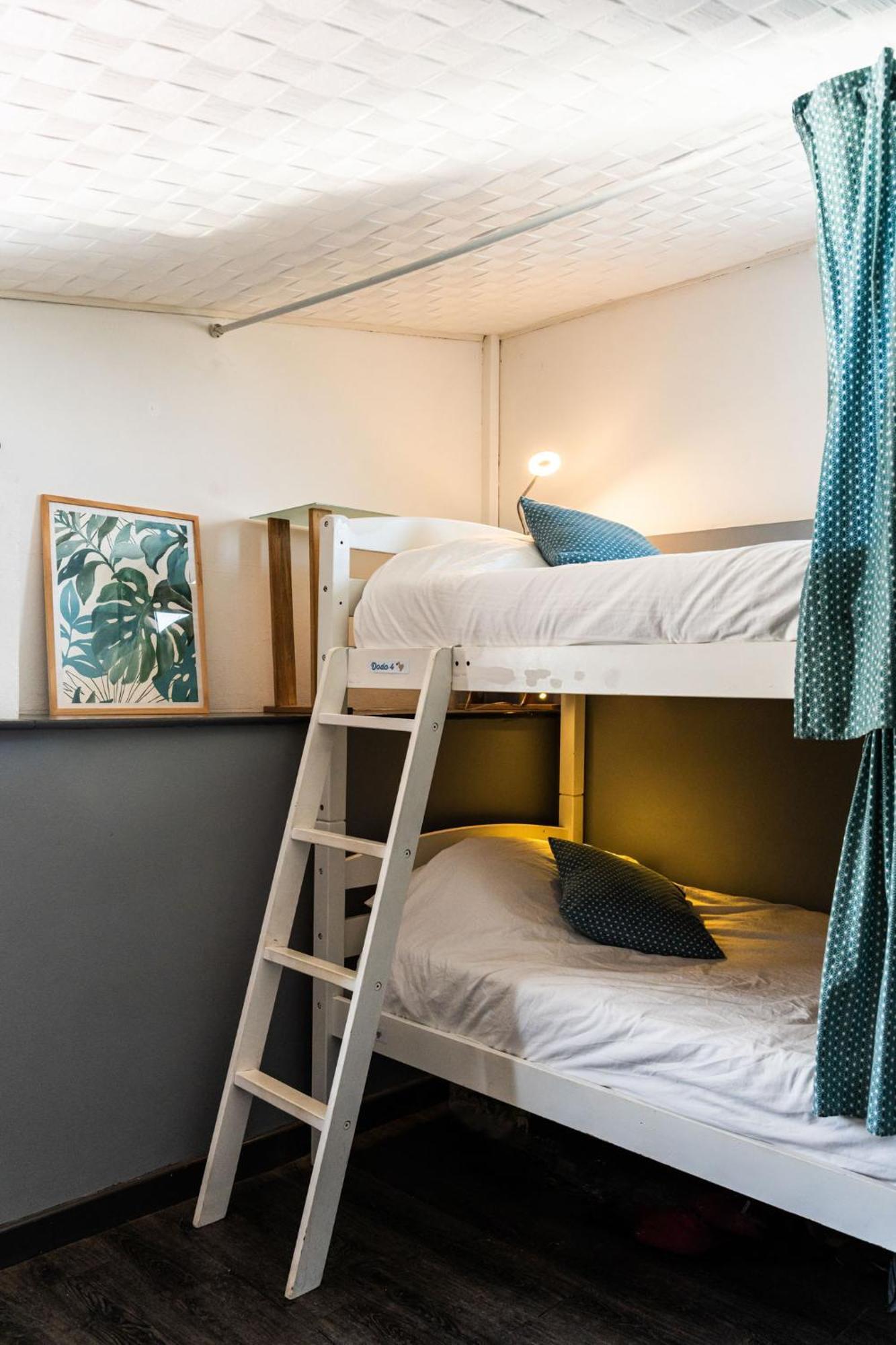 Les Baroudeurs Hostel Saint Pierre Zewnętrze zdjęcie