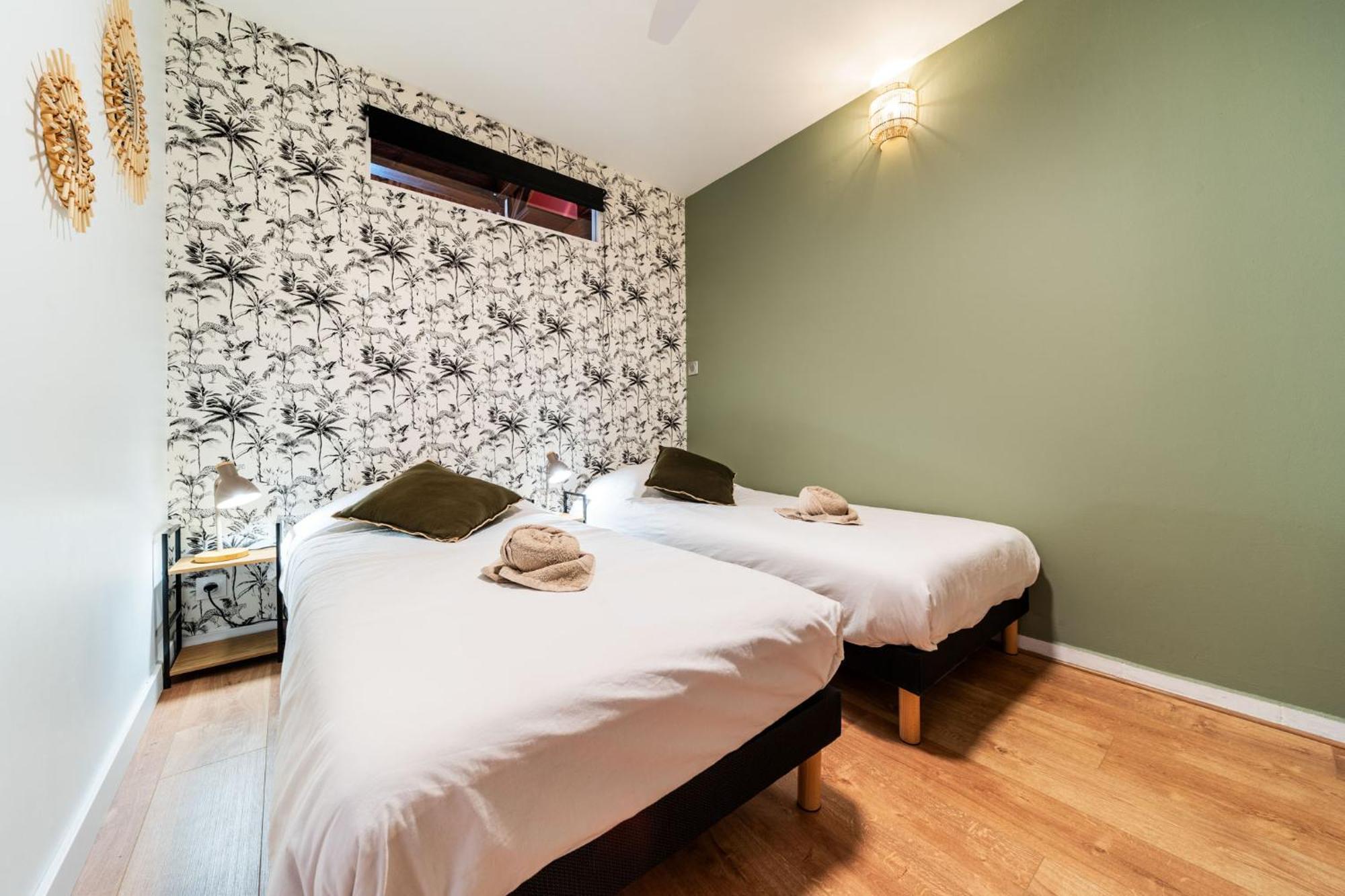 Les Baroudeurs Hostel Saint Pierre Zewnętrze zdjęcie
